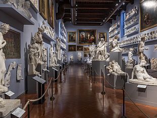 accademia-aperture-straordinarie-durante-le-festivita