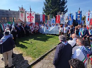 un-centinaio-di-studenti-in-partenza-per-il-viaggio-della-memoria