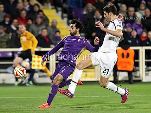 con-salah-e-gomez-i-viola-stendono-il-tottenham