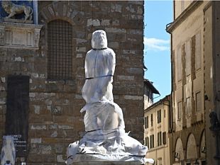 ercole-e-caco-ponteggi-rimossi