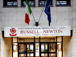 la-nuova-biblioteca-dellistituto-russell-newton-di-scandicci