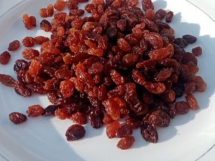 salute-uvetta-amica-degli-occhi-fa-bene-alla-vista