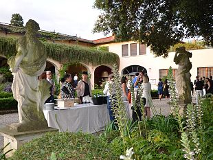 the-art-of-connection-ieri-sera-il-vernissage-a-poggio-casciano