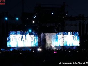 tiziano-ferro-senza-avvisare-poi-ci-piove-addosso