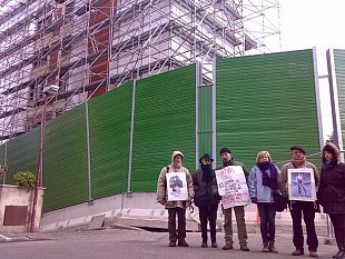 b109161356-monna-lisa-e-pronta-a-sfondare-firenze-no-tav-in-presidio-al-cantiere