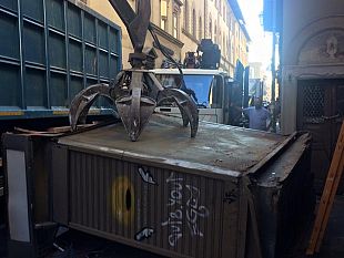 ancora-polemica-a-pisa-per-la-rimozione-delledicola-sequestrata-alle-mafie