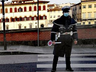 riaprono-le-scuole-piu-vigili-per-le-strade-di-firenze