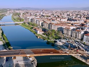 arno-il-ponte-nencioni-collega-gia-le-due-sponde