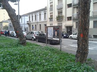 contromano-urta-una-vettura-che-si-ribalta-feriti-trasportati-a-careggi