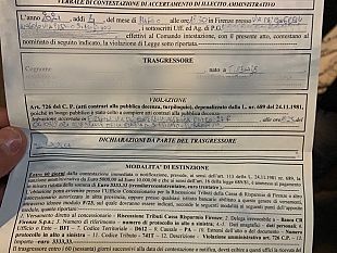 fiorentino-fa-pipi-in-via-coverelli-e-si-becca-3mila-euro-di-multa