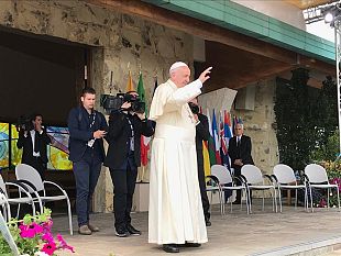 papa-francesco-in-toscana-a-nomadelfia-e-loppiano
