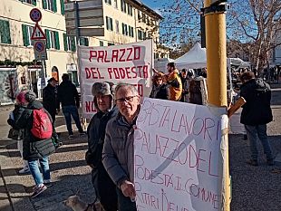 galluzzo-mille-firme-per-il-palazzo-del-podesta