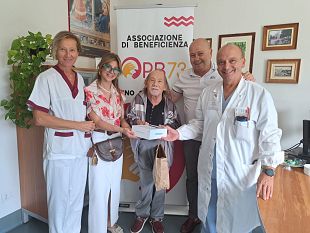 dopo-la-nascita-del-nipotino-dona-un-saturimetro-allospedale