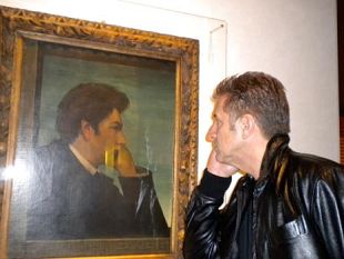 b004061856-ezio-greggio-a-firenze-per-la-mostra-su-de-chirico