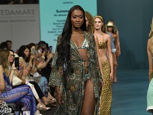 a-firenze-il-beachwear-in-anteprima