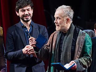 pergola-chiave-doro-a-gabriele-lavia