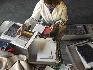 textile-library-al-museo-del-tessuto