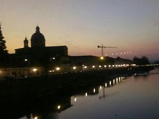 incidente-di-notte-in-lungarno-soderini-muore-giovane-centauro