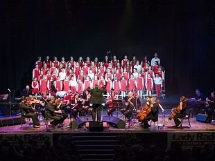 natale-1200-persone-allobihall-di-firenze