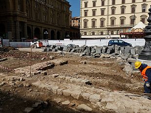 vecchia-firenze-mia-nel-centro-storico-spuntano-il-ghetto-ed-il-mercato