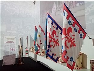 sbandieratori-calcio-storico-una-mostra-fatta-con-il-cuore