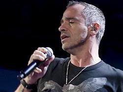 a912161852-eros-infiamma-firenze