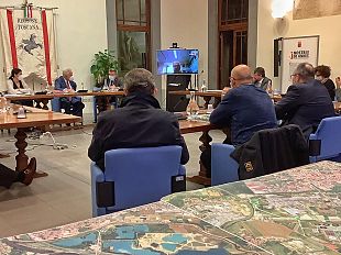 ponte-fi-pi-li-per-le-signe-giani-spinge-sullacceleratore