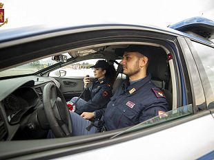 si-tuffa-nellarno-per-evitare-il-controllo-antidroga