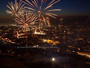 san-giovanni-la-citta-si-ferma-per-i-fochi