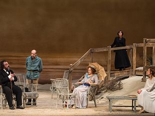 al-teatro-manzoni-di-pistoia-il-gabbiano-in-esclusiva-per-la-toscana