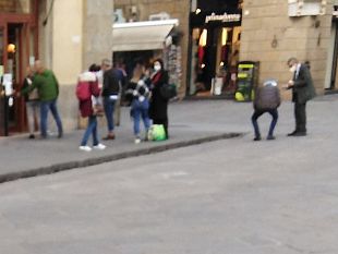 firenze-divieto-di-consumo-vicino-a-bar-e-ristoranti-minimo-50-metri
