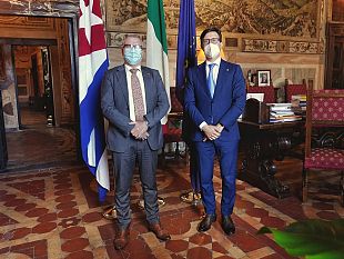 lambasciatore-di-cuba-in-visita-a-firenze