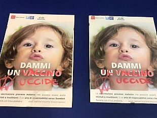 lucca-scritte-no-vax-alla-cittadella-della-salute
