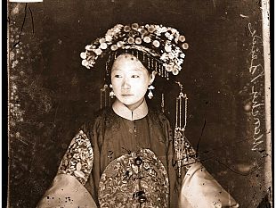 loriente-di-john-thomson-il-primo-fotogiornalista-della-royal-geographic-society