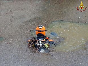 livorno-alluvione-ricerca-dispersi-e-danni