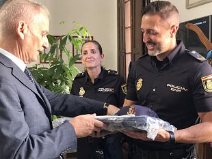 due-poliziotti-spagnoli