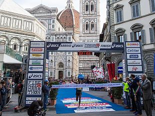 firenze-marathon-2016-in-8260-allarrivo