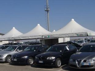 a904162303-lucca-l-outlet-dell-usato-arval-per-la-vendita-diretta-dei-propri-veicoli-usati-provenienti-dalle-flotte-aziendali