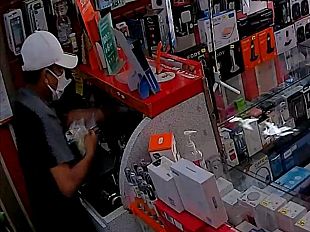 galluzzo-colpo-da-3mila-euro-nel-negozio-di-telefonia