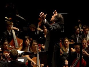 riccardo-muti-e-la-chicago-symphony-orchestra-al-teatro-del-maggio