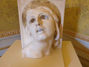 scultura-alienata-impropriamente