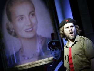 b006171532-successo-della-prima-del-musical-evita-a-boboli