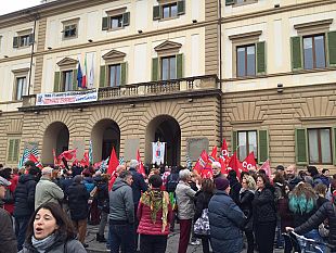 richard-ginori-i-lavoratori-hanno-occupato-la-fabbrica