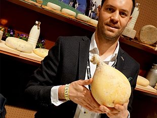 eccellenze-toscane-nasce-la-prima-provola-made-in-mugello-affinata-in-grotta