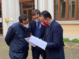 test-e-tamponi-in-toscana-siano-coinvolte-le-farmacie