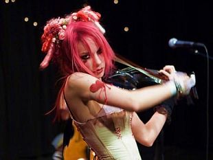 b002181418-emilie-autumn-e-le-bloody-crumpets-in-concerto-alla-flog