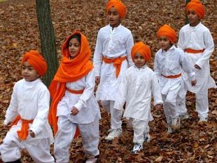 a812041249-river-to-river-florence-indian-film-festival-la-programmazione-di-domani-al-cinema-odeon