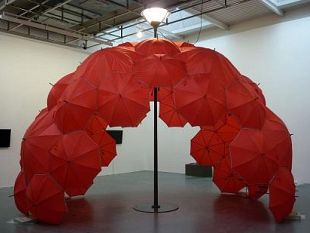 b212271326-per-le-vacanze-di-natale-tre-mostre-per-grandi-e-piccini-al-museo-pecci