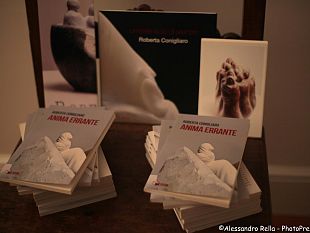 roberta-conigliaro-da-due-sponde-un-solo-mare-a-anima-errante