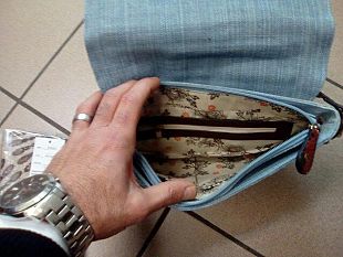 osmannoro-migliaia-di-borse-chanel-e-versace-contraffatte